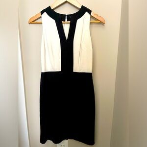 Banana Republic Work Appropriate Dress in 00P